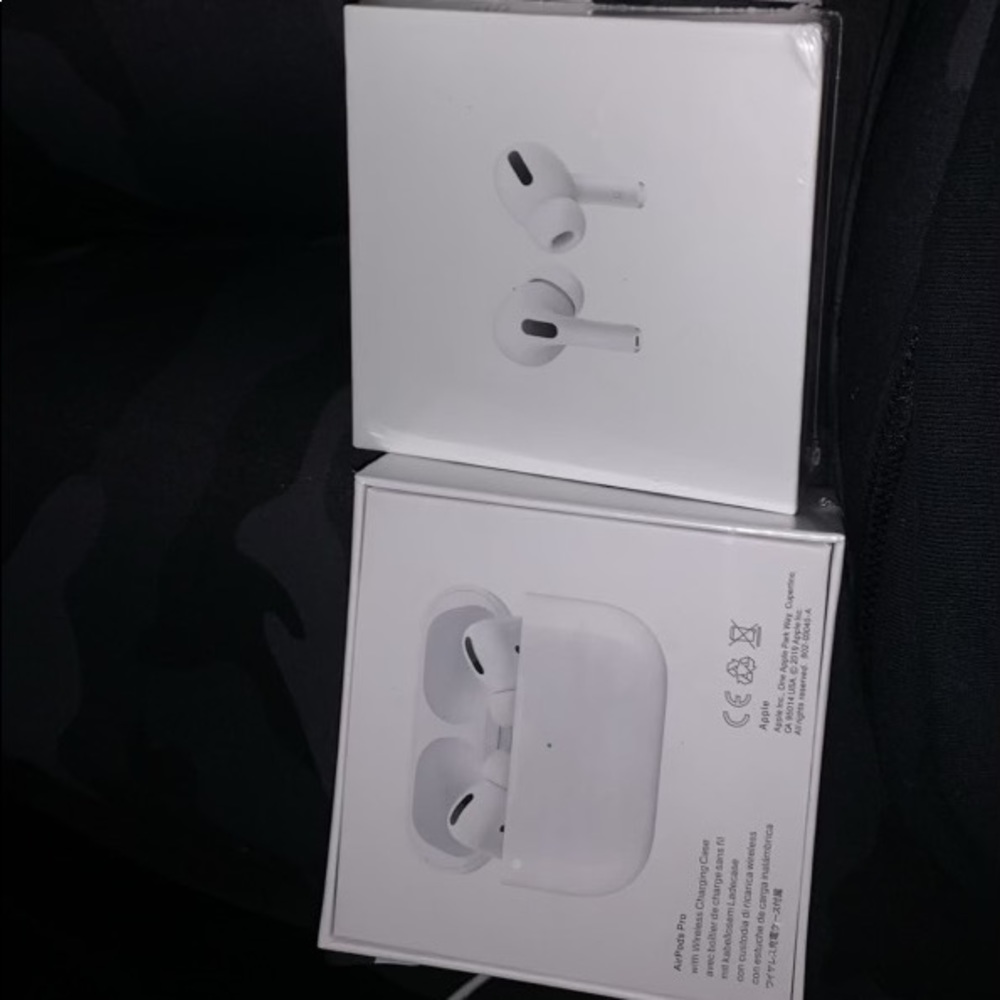 AirPods